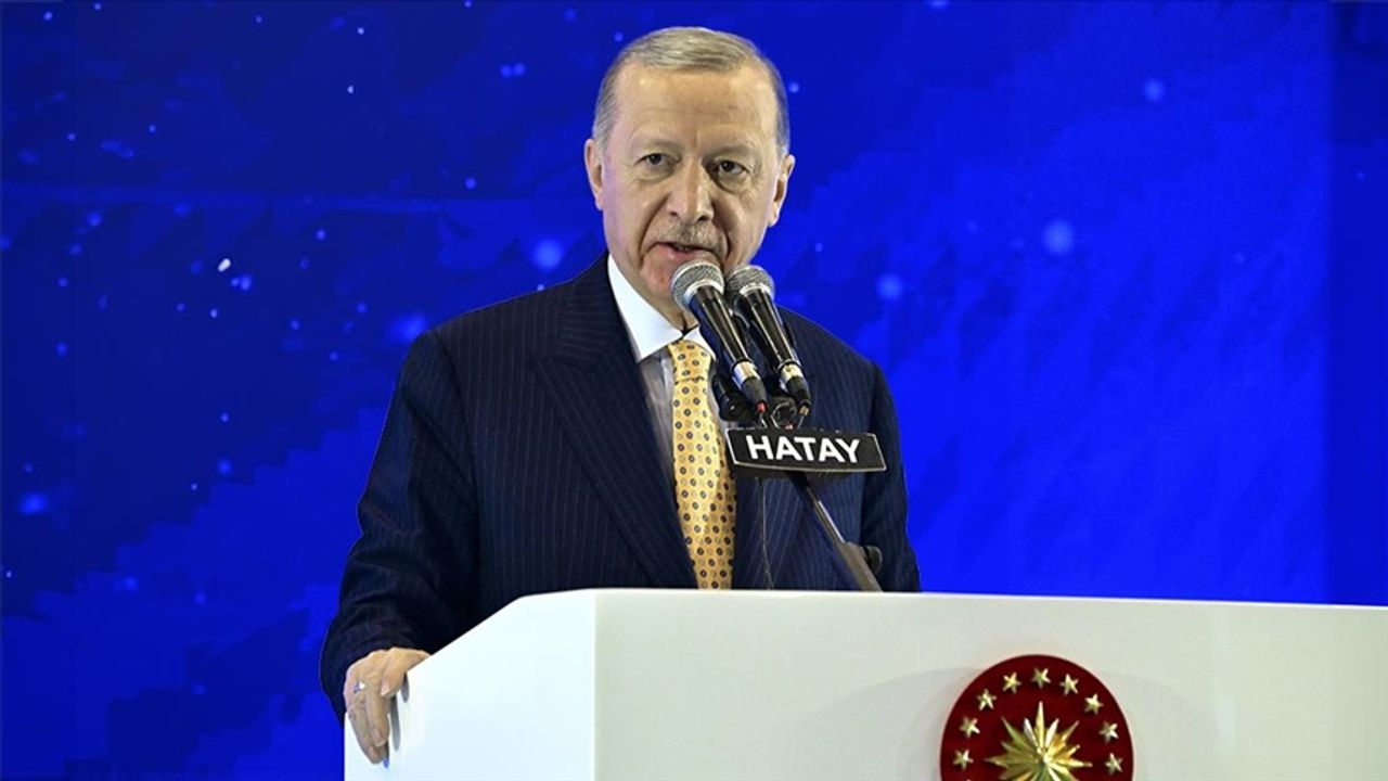 Cumhurbaşkanı Erdoğan: Biz, Cumhur İttifakı olarak dün nerede durduysak, bugün de aynı yerde dimdik duruyoruz