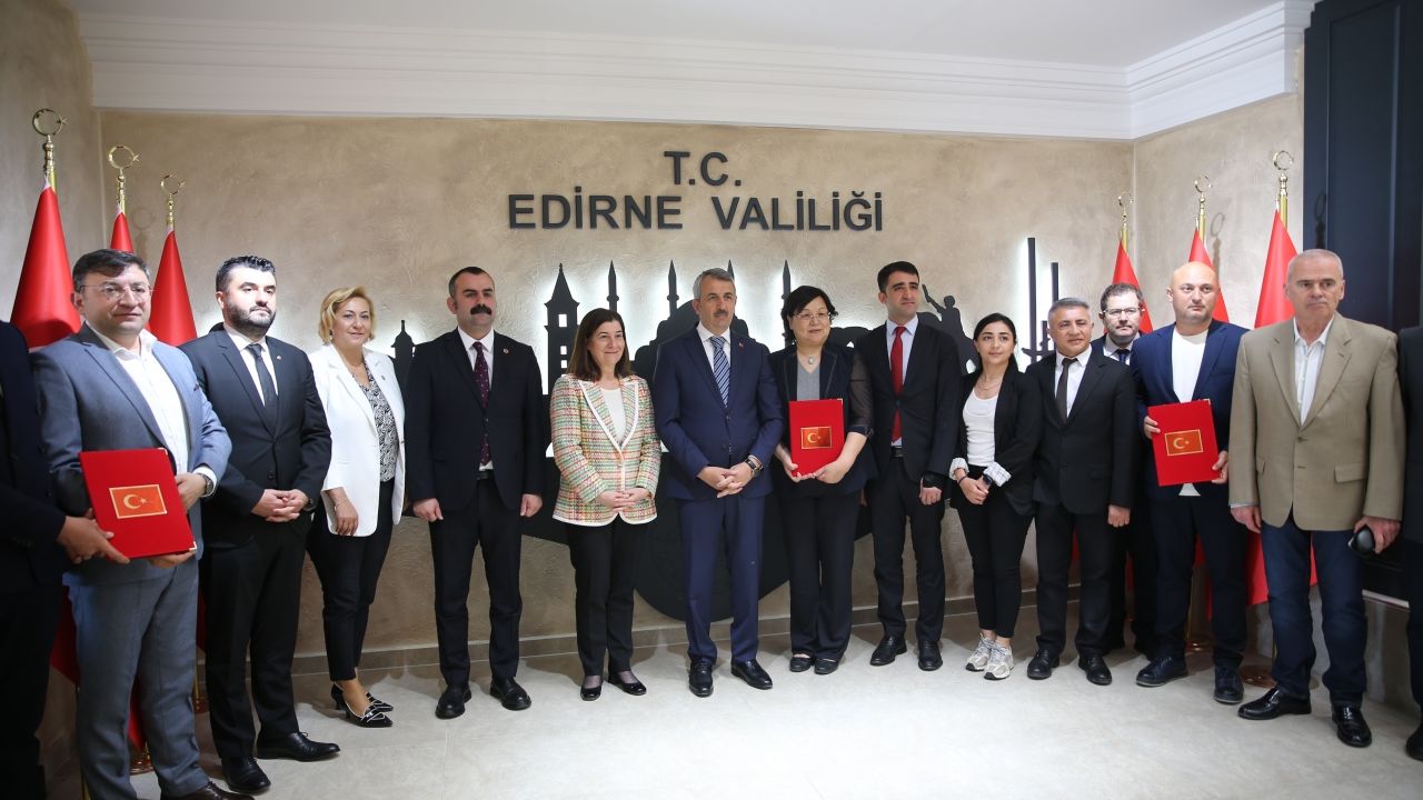 Çinli firma Türk ortağıyla Edirne'de rüzgar türbini parçaları üretecek