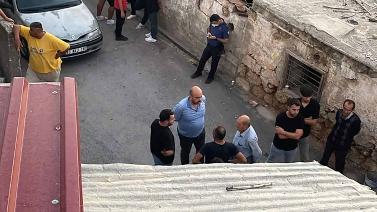 Mersin'de kullanılmayan evde bir kişi ölü bulundu