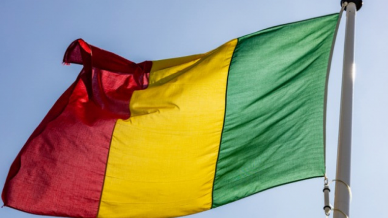 Mali'de akaryakıt krizi nedeniyle eğitime ara verildi