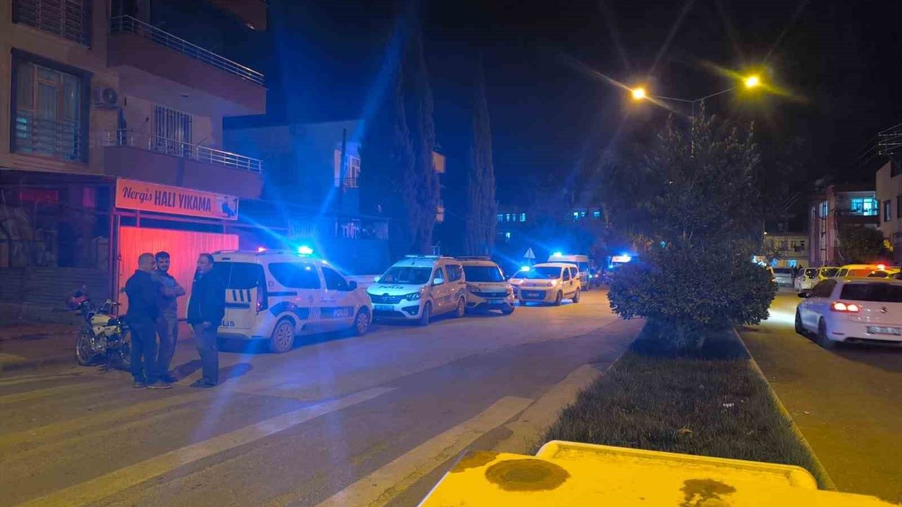 İki grup arasında silahlı çatışma: 1’i polis, 4 yaralı