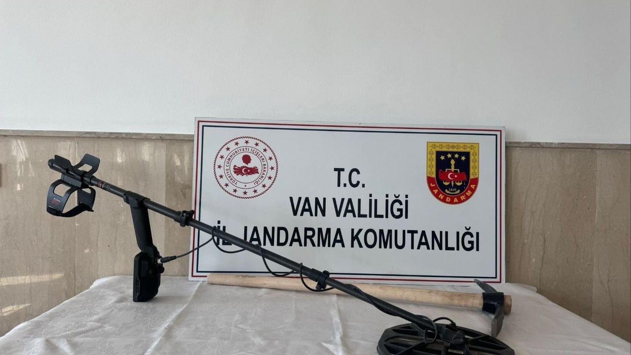 İzinsiz define arayanlara suçüstü