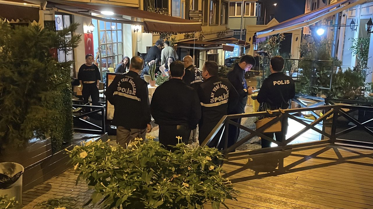 Bursa'da bir kişinin rastgele ateş açması sonucu yaralanan 3 kişi hastaneye kaldırıldı