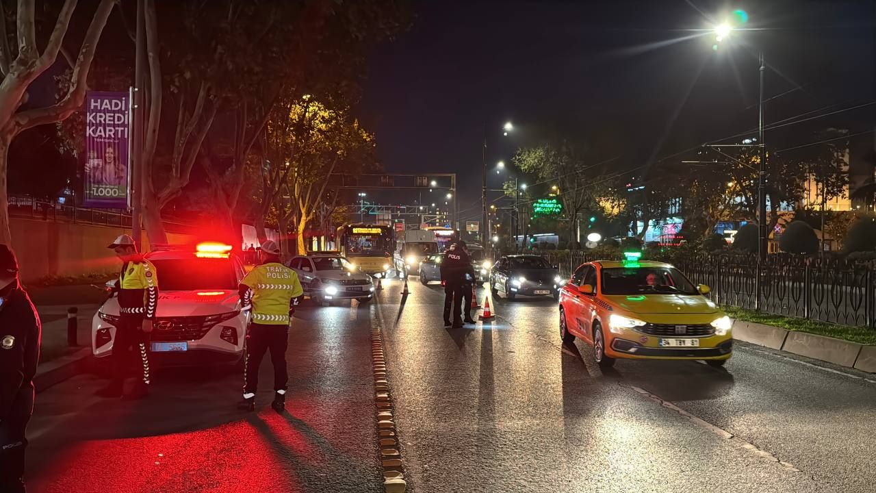 İstanbul polisinden kent genelinde "huzur" uygulaması