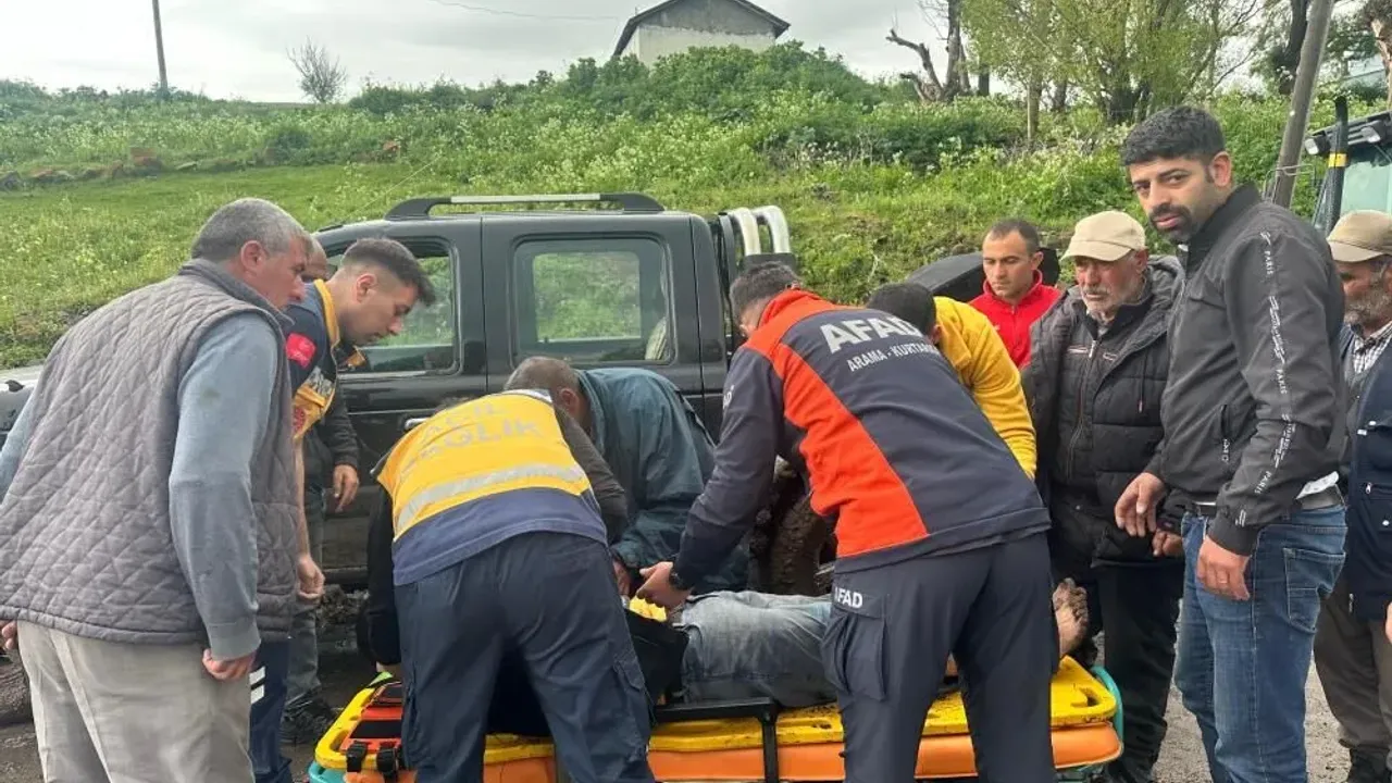 Muş'ta hayvan otlatırken yıldırım isabet eden kişi hayatını kaybetti