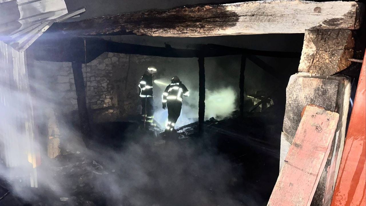 Bilecik’te marangoz atölyesinde yangın çıktı