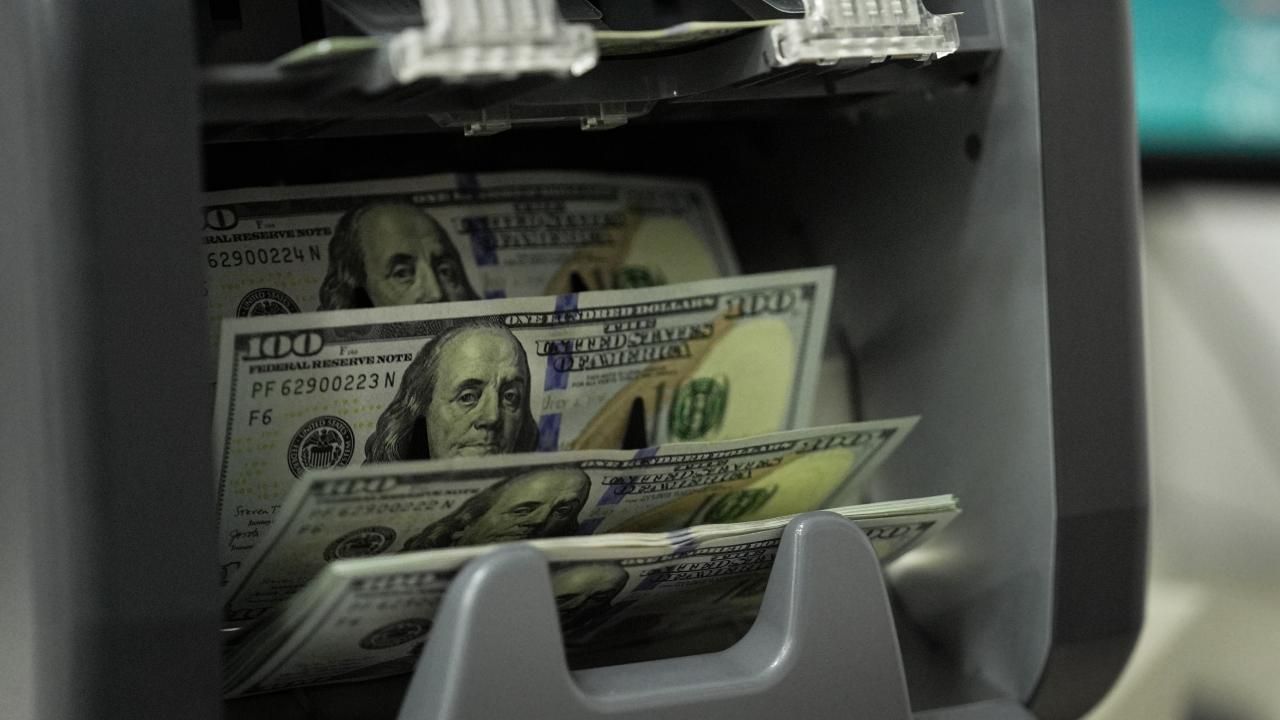 Dolar bir haftanın dibinde