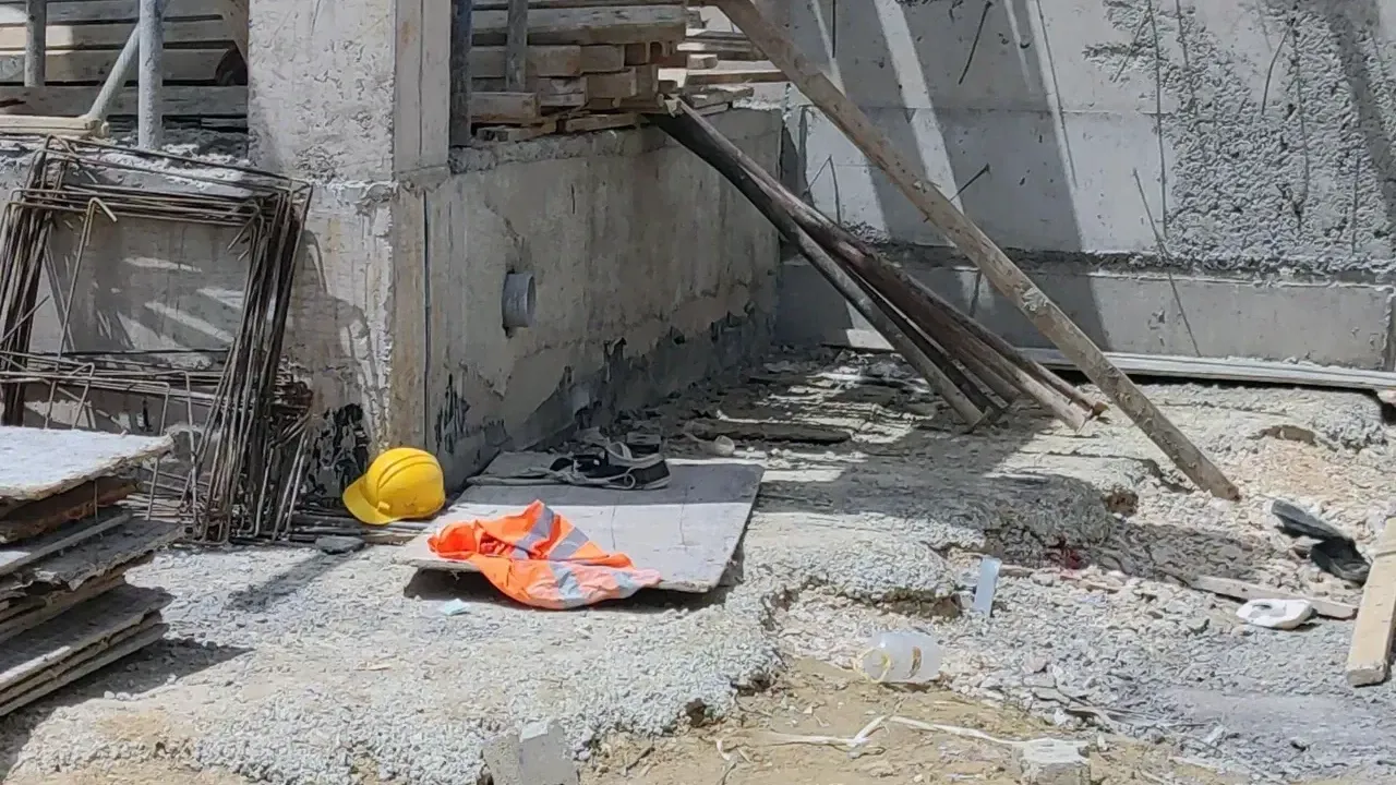 Giresun'da inşaat iskelesinden düşen kişi hayatını kaybetti