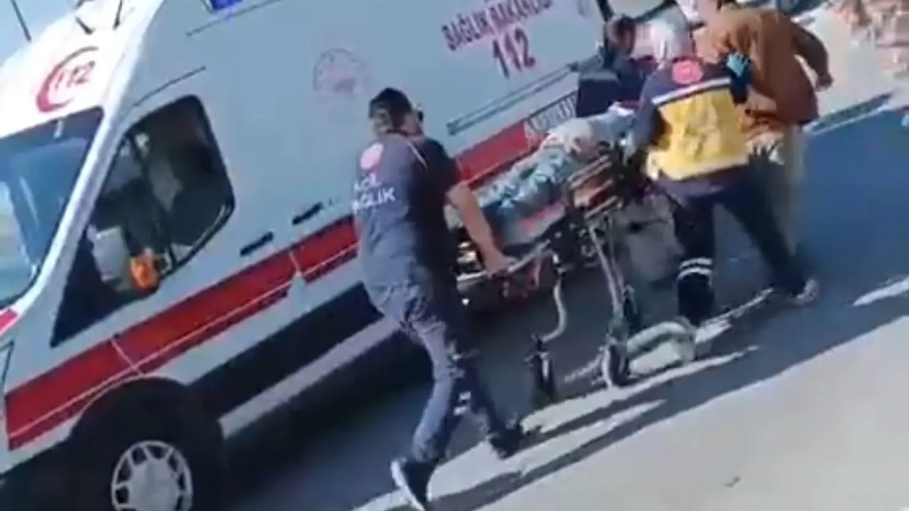 Samsun'da ambulans ile çarpışan motosikletin sürücüsü hayatını kaybetti