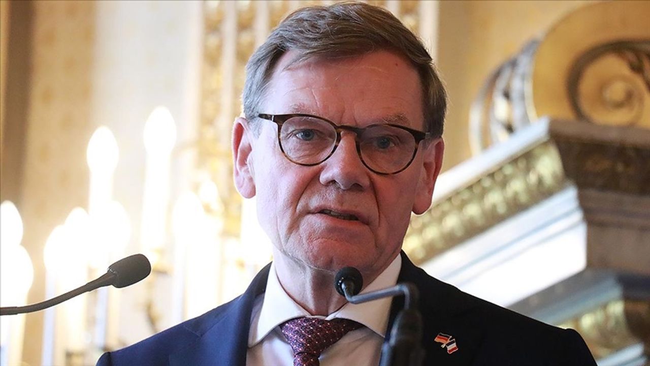 Almanya Dışişleri Bakanı, Lübnan’da silahların devletin tekelinde toplanmamasının olumsuz bir mesaj vereceğini söyledi