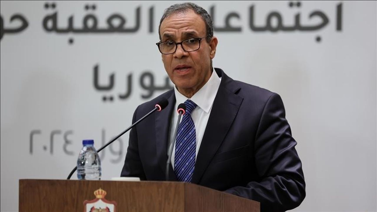 Mısır, Sudan’ın bölünmesini önleyecek siyasi bir sürece zemin hazırlayacak ateşkes çağrısında bulundu