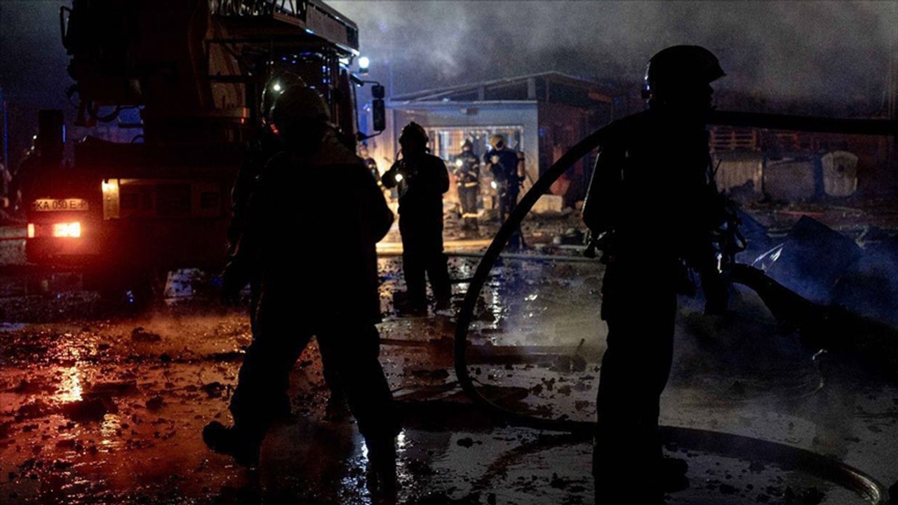 Ukrayna: Kiev’e yapılan hava saldırısında 3 kişi hayatını kaybetti, 29 kişi yaralandı
