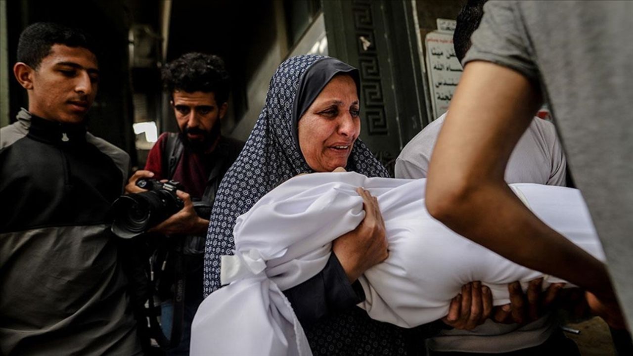 İsrail askerleri  Batı Şeria'da Filistinli bir çocuğu öldürdü