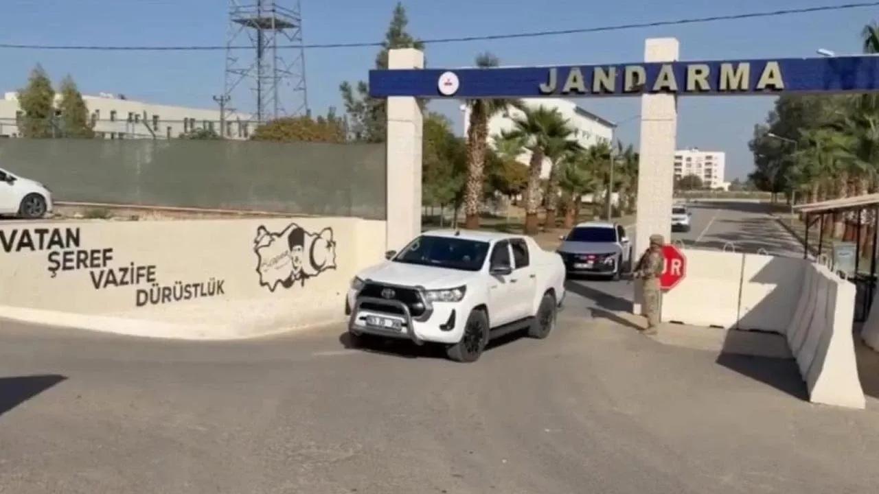 Şanlıurfa'da telefon dolandırıcılığı operasyonunda 5 zanlı tutuklandı