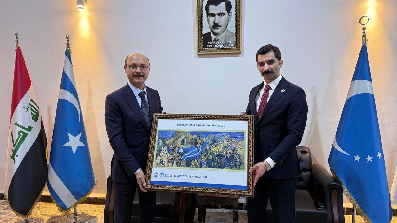 Türkçe Öğretimiyle Kardeşlik Bağları Güçleniyor: Kerkük’te Türkmen Gençlere ve Türkologlara Sertifika Töreni