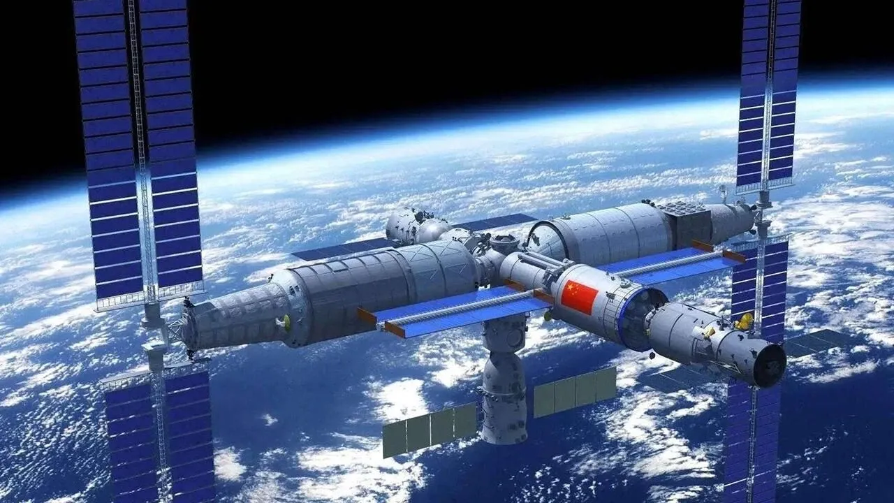 Çin'in yeni personel taşıyıcı mekiği Mıngcou'nun ilk uçuşunun 2026'da yapılacağını duyurdu