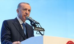 Cumhurbaşkanı Erdoğan, Atatürk Kültür Merkezi'nde düzenlenen İlim Yayma Vakfı 52. Genel Kurulu'nda konuşuyor