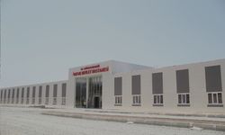 Temel atımı gündem olan Defne Devlet Hastanesi, açılış için gün sayıyor
