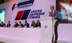 Sırbistan Cumhurbaşkanı Vucic parti liderliğinden istifa etti