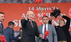 MHP Lideri Devlet Bahçeli Balıkesir'de vatandaşla bir araya geldi