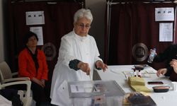 Ankara'da huzurevi sakinleri oy kullandı
