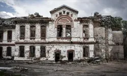 Harkiv'de savaşta zarar gören yerleşim yerlerinde yaşam mücadelesi