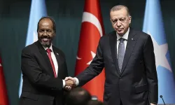 Somali Cumhurbaşkanı Hasan Şeyh Mahmud, Cumhurbaşkanı Erdoğan'ı tebrik etti