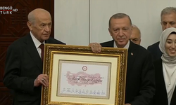 Cumhurbaşkanı Erdoğan Mazbatasını MHP Lideri Devlet Bahçeli'den Aldı