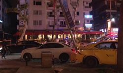 Bağdat Caddesi'nde taksi ile otomobil çarpıştı: 2 hafif yaralı
