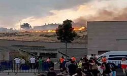 İzmir'de rekreasyon alanının yakınında ot yangını