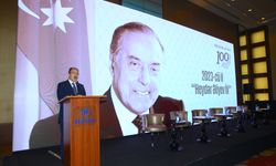 Türk ve Azerbaycanlı doktorlar "modern tıbbın güncel sorunları"nı ele aldı