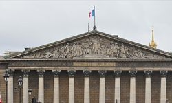 Fransa'da 7 yıllık savunma bütçesini 413 milyar avroya çıkaran tasarıya meclisten yeşil ışık