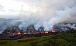 Hawaii'deki Kilauea Yanardağı faaliyete geçti