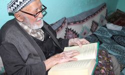 105 yaşındaki ‘Mehmet Amca' yaşantısıyla gençlere örnek oluyor