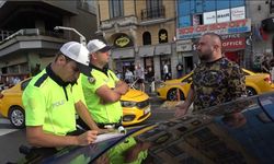 Taksim’de denetime takılan adam polis ekiplerine hakaret etti: "Senin maaşını kim veriyor"