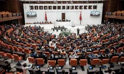 AK Parti "anayasa" trafiğini başlatıyor