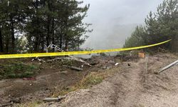 Bolu'da uçuruma yuvarlanan tankerin sürücüsü hayatını kaybetti