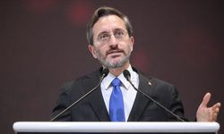 İletişim Başkanı Altun: Kamuoyunun da içerik paylaşırken haberlerin doğruluğuna dikkat ve özen göstermesi gerekmektedir