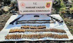 Hakkari'de terör operasyonlarında silah ve mühimmat ele geçirildi