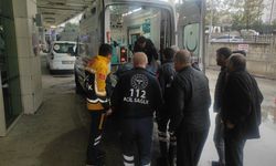 Siirt'te şarampole devrilen hafif ticari araçtaki 4 kişi yaralandı