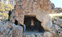 Tunceli'de binlerce yıllık tarihe ışık tutan "Gelin Odaları" turizme kazandırılacak