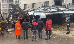 Zonguldak'ta fırtına yeniden etkisini gösterdi