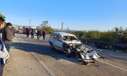 Osmaniye'de iki otomobilin çarpıştığı kazada 4 kişi yaralandı