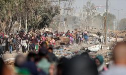 İsrail'in Gazze Şeridi'ne saldırıları 43. gününde şiddetlenerek devam ediyor