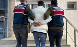 Jandarma 14 yıl hapis cezası ile aranan şahsı yakaladı