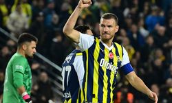 Fenerbahçe Sivasspor'u farklı geçti, zirveyi geri aldı