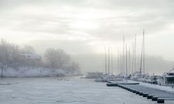 Stockholm’de kar yağışı ve sisli hava etkili oldu