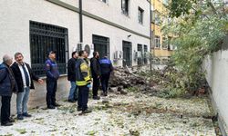 Kocaeli'de istinat duvarının çökmesi nedeniyle 3 apartman tahliye edildi