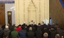 Diyanet İşleri Başkanı Erbaş, sabah namazında Filistin ve şehitler için dua etti