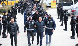 Eskişehir merkezli 5 ilde "Kafes-18 Operasyonu"nda yakalanan şüpheliler adliyeye sevk edildi